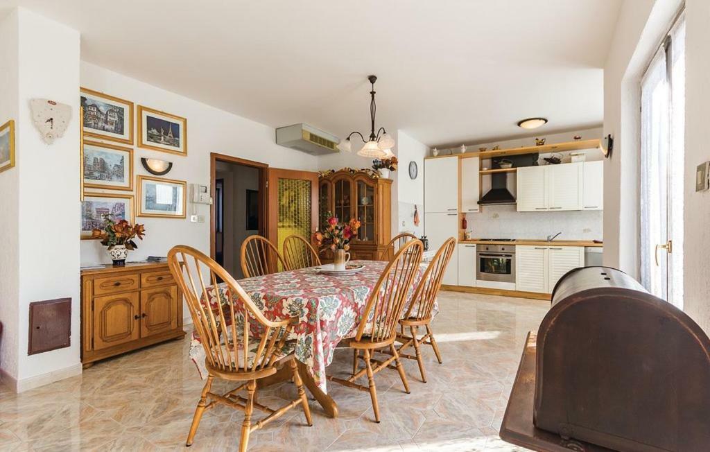 Apartments Mira Медулин Екстериор снимка